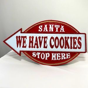 Wall decor “Santa Stop Here We Have Cookies” in red and white